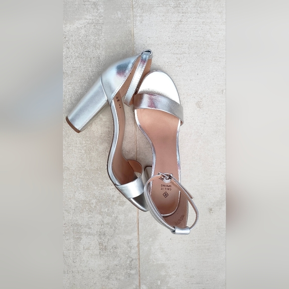 Metalic Silver Block Heel Vegan Leather Sandals by Call it Spring Uk Size 4 - Picture 5 of 7